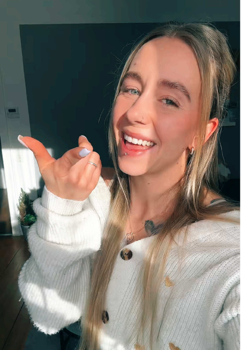 A post by @samiiiiiraaaaaa on TikTok caption: @Stefan Schmidt Junio 💍🤍