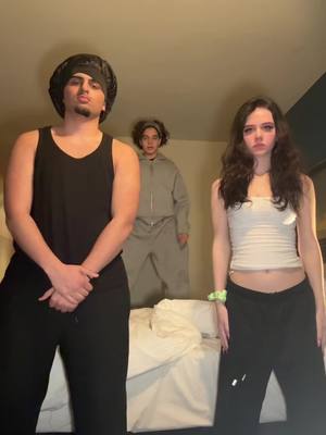 A post by @chiaraspureluv on TikTok caption: the best trio is on a trip 😜