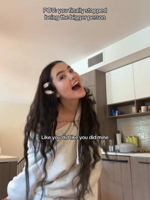 A post by @laurenspencersmith on TikTok caption: The garbage in the back is representing what a piece of trash they were❤️ #karma #singersongwriter #angry #newmusic #revenge 