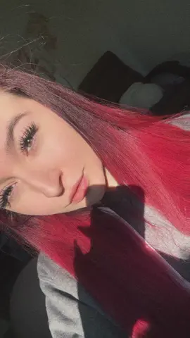A post by @vannyleinchen on TikTok