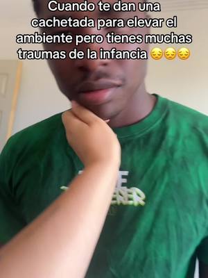 A post by @mikemilfortversionmalo on TikTok caption: Soy un traumadito 