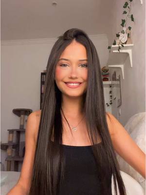 A post by @itsveroglez on TikTok caption: princesa hasta que suena de la rose
