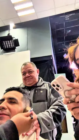 A post by @capiperez on TikTok caption: Servicio 5 estrellas 