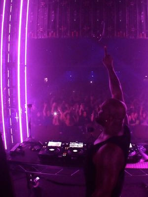 A post by @djdiesel on TikTok caption: Miami Music Week….next Saturday @SHAQ’S BASS ALLSTARS FESTIVAL takes over Mana Wynwood 3/29 along with a secret special guest 🤫 as well as special bass set from @Two Friends alongside my guys @GorillaT @Jon Casey @CELO #dubstep #sandstorm #dubstepmusic #darude #moshpit #headbanger #dubsteptiktok #ravetok #riddim #bassmusic 