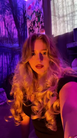 A post by @akstarlight on TikTok caption: #foryoupage #fyp #viralvideo 