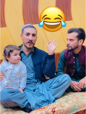 A post by @shakeeloffical5 on TikTok caption: Chance miss sho😂😂😂#shakeelfunny #voiceeffects #foryou @Shakeel official 2 🐓✅ 