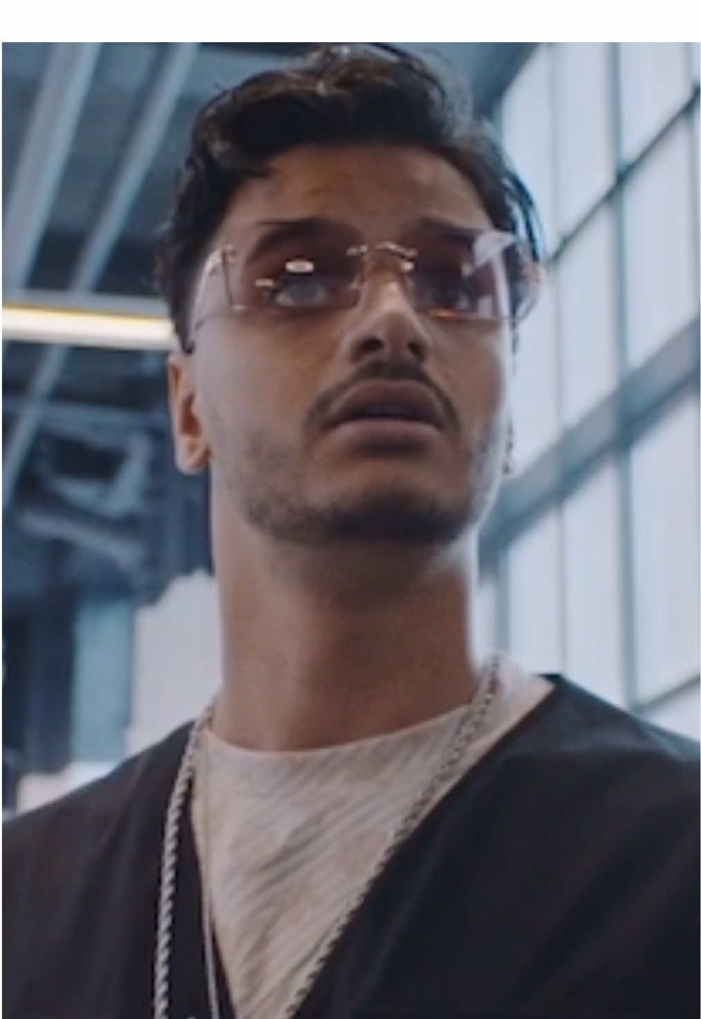 A post by @razioff on TikTok caption: Se hele serien “Alle Kender Kaiser” på DRTV #highwire #allekenderkaiser #Shadezz #drultra #drtv 