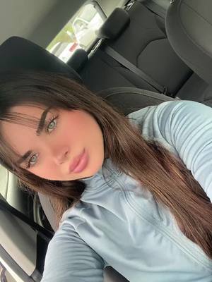 A post by @lourdessdiiaz_ on TikTok caption: Obsesionada con esta canción #parati #fyp #foryour 