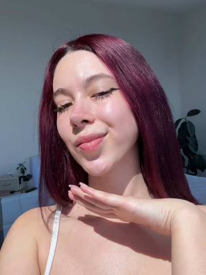 A post by @dafnezzuniga on TikTok caption: ¿El serum más efectivo para disminuir manchitas? 😯  #nivea #skincare #luminous630 #antimanchas  #publicidad 