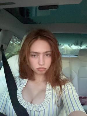 A post by @riwww on TikTok
