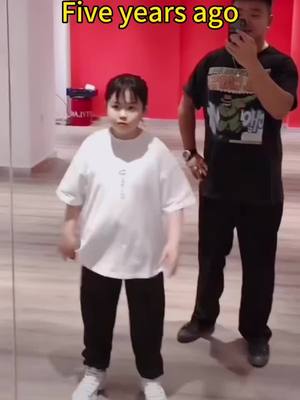 A post by @globaldancesupreme on TikTok caption: Wait for it - Amazing student, Great Teacher #PopppinMeng 🇨🇳   #popping #streetdance #progress 