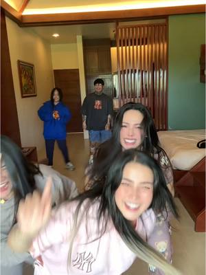 A post by @mommytonifowlerofficial on TikTok caption: 3rd hagiisss kay @Antonette Gail 😂😂😂 taasan pa natin @Jamie Bautista 
