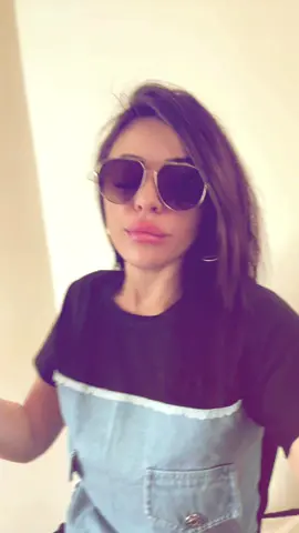 A post by @madyy_95 on TikTok caption: #foryoupage❤️❤️❤️foryou💞💞💜 #Biscoitocut #5pasiunidebine👑💙🔝 #feedback #fypage #fyp #foru #atat 