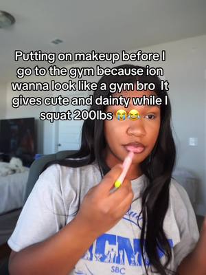A post by @dimezwrld on TikTok caption: Do yall wear makeup to the gym or is it just me? 😭😂💕 b #gymmakeuproutine #gymgirlies #beginnermakeup #gymmemes 