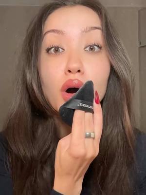 A post by @style on TikTok caption: Fool proof lipstick hack 👄 @janelle zharmenova #lips 