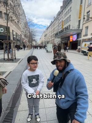 A post by @sahaelito on TikTok caption: Aujourd’hui, on traite la question du ramadan 🌙☺️ #reels #jeu #argent #humour #defi #videodrole #sahaelito #lyon #popular #fyp #cadeau