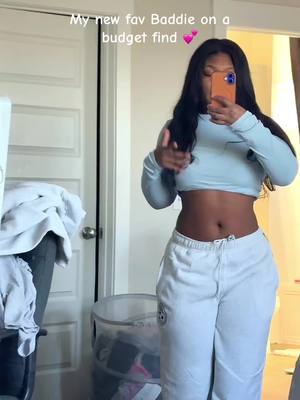 A post by @dimezwrld on TikTok caption: Yall malls aren’t dead I swear !! Found these pant $10!! #baddieonabudget #fashionfinds #summeroutfit#compfyclothes#cheapoutfits #blackgirloutfits #outfitideas 