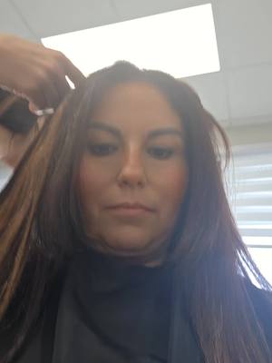 A post by @2001heidy on TikTok caption: #extenciones #hair #fyp 