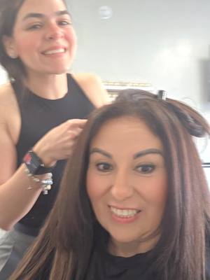 A post by @2001heidy on TikTok caption: #extenciones #hair #fyp 