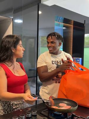 A post by @deibyruiz on TikTok caption: Hay que aprovechar las promociones 😂🫢
