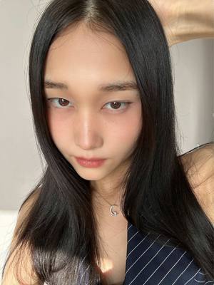 A post by @lunamccall.moon on TikTok caption: LIKE JENNIE @JENNIE #jennie #likejennie #jennierubyjane 