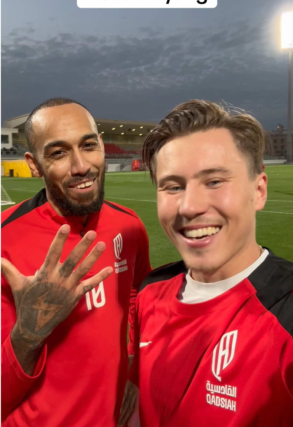 A post by @moderngoalkeeper on TikTok caption: Penalty challenge vs. Pierre-Emerick Aubameyang ⚽️🧤 ##foryou##goalkeeper##fyp