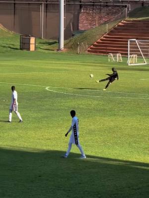 A post by @risingballers on TikTok caption: No way 💀 how has the keeper scored from there 😭🤣 (IG: altliglerorg) #keeper #goalkeeper #golazo #goal #footballtiktok #football #futbol #futebol #footy #fifa #fut #funny #jokes #meme #footballfunny #soccertiktok #Soccer #4u #save 