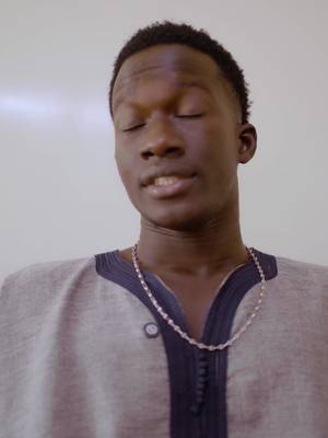 A post by @latzodoze1 on TikTok caption: Amna niou amoul xèl nak 🤣 #humour #viral_video 