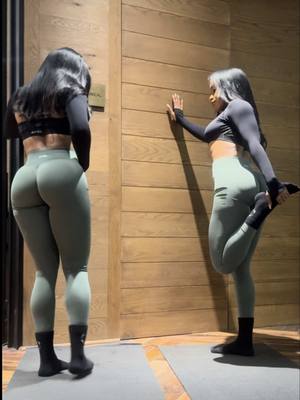 A post by @therealnened on TikTok caption: Did you know the difference? @AYBL #howtogrowglutes #fyp #summerbody #fitness #bodyrecomposition #gymmotivation 