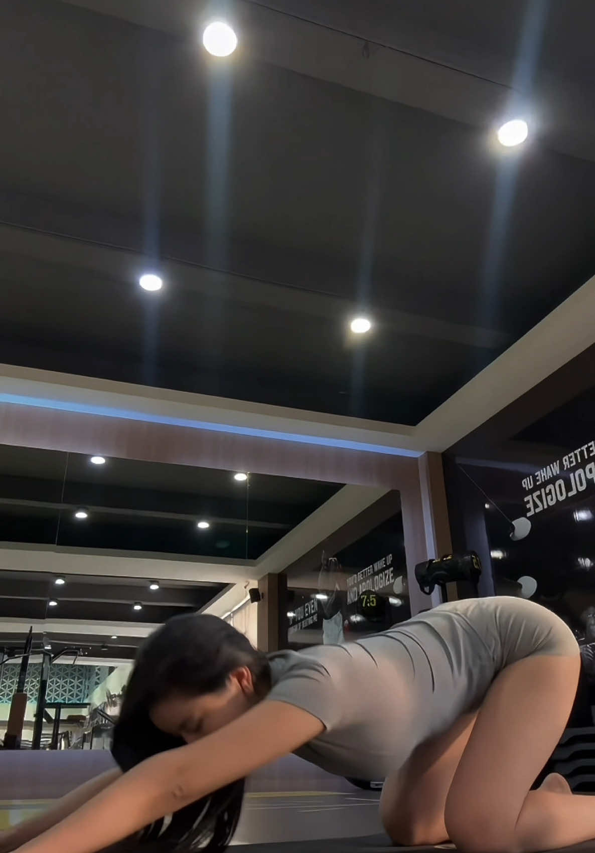 A post by @tarmnv1 on TikTok caption: ມາອອກກຳລັງກາຍ#fypシ #foryou #ฟิดดดดดดดดดดด🥺 