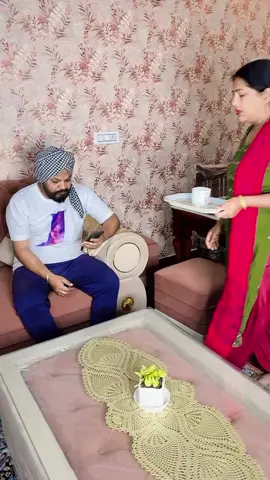 A post by @punjabi_comedy_video on TikTok caption: 😂😂 #comedyvideos #funnyr #punjabicouples 