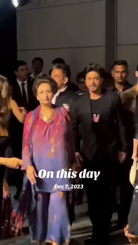 A post by @i_m_srk_1 on TikTok caption: #onthisday #srk #srkfan #srkfans #shahrukhkhan #kingkhan #badshah #worldbiggestsuperstar #worldbiggestmoviestar 
