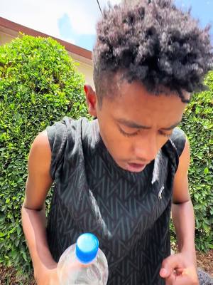 A post by @legend_takur on TikTok caption: እኔም አያርመኝ😅😅#fipシ #viral_video #ethiopian_tik_tok🇪🇹🇪🇹🇪🇹🇪🇹 #ethiopian_tik_tok #fouryou #@Maraki Fitness Center  