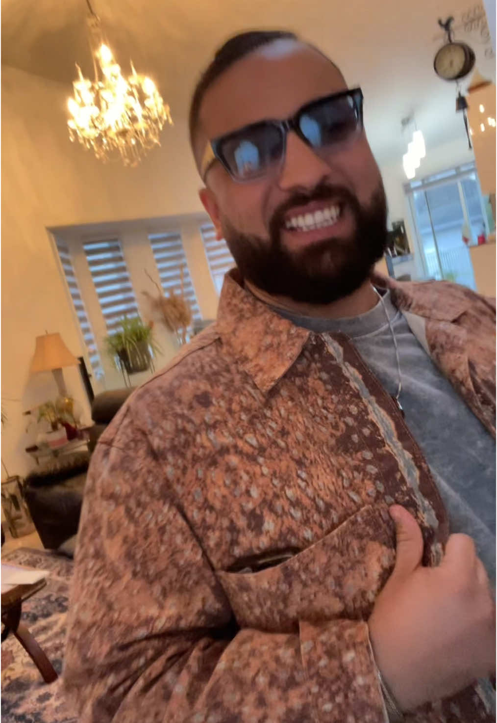 A post by @fratoos on TikTok