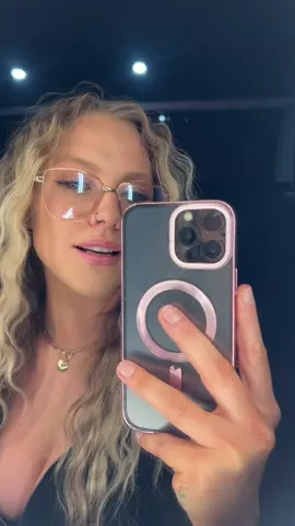 A post by @hopeseaton on TikTok caption: Dear God 🙏🏼