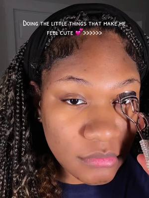 A post by @dimezwrld on TikTok caption: What are the little things that make you feel pretty?  #baddies #NaturalLook #FoxyEyelashes #makeupgirls#Mapping#SelfLoveJourney #SelfCareApp #SelfCareEra 