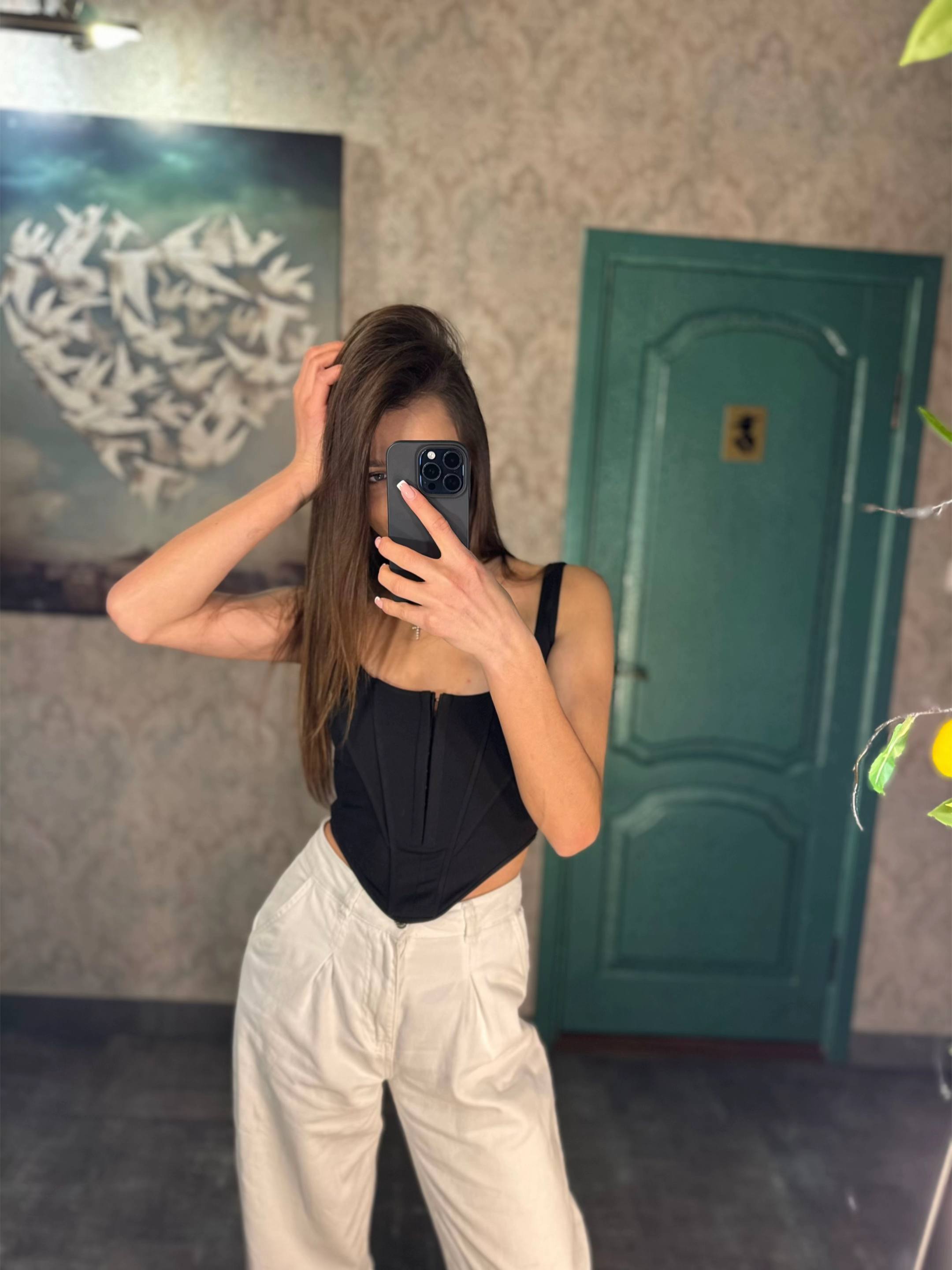 A post by @llona_polishchuk on TikTok caption: ❤️