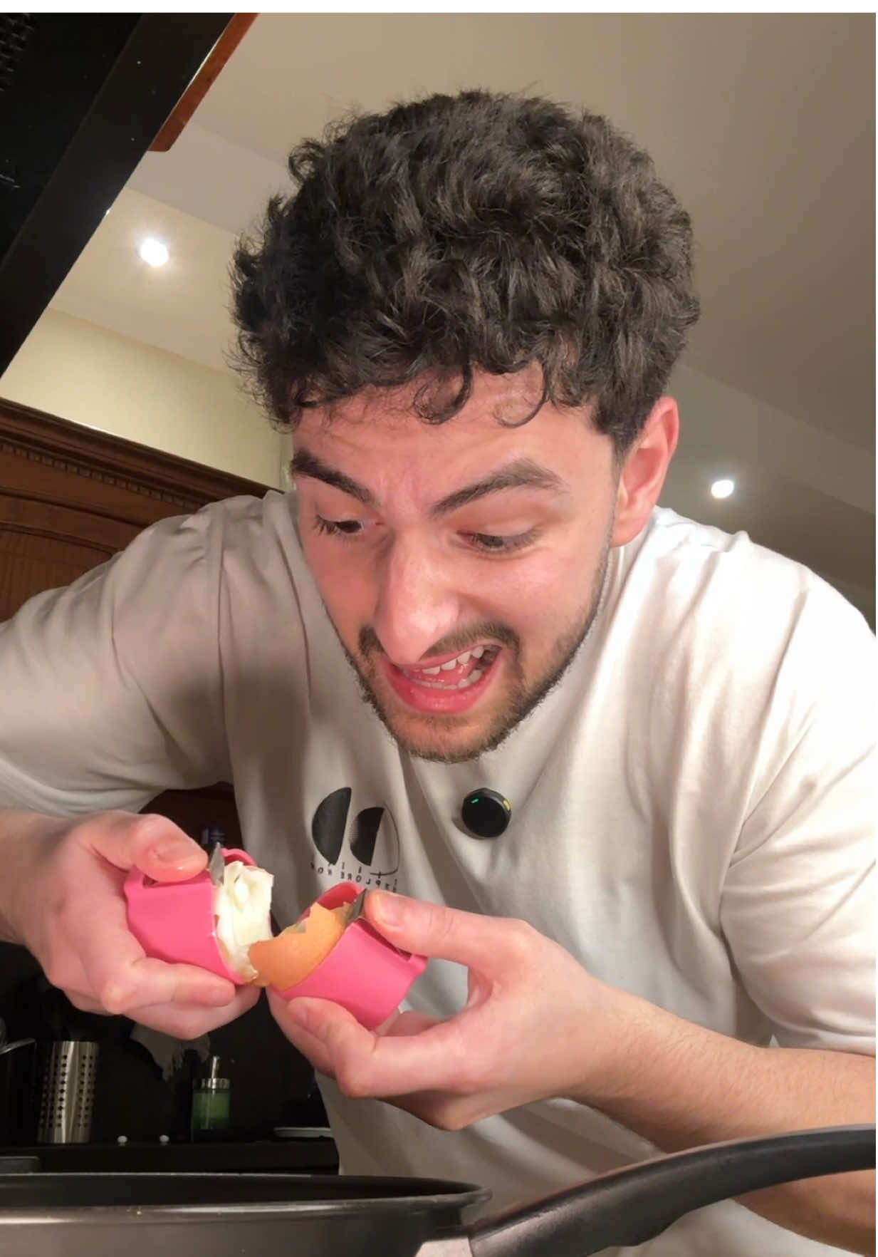 A post by @omar_migo on TikTok caption: اختراع ولا مالهاش لازمة؟ 🤯 #ramadan2025 