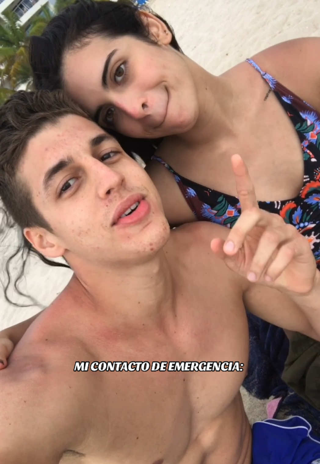 A post by @vacalocard on TikTok caption: ¿Con quién me casaré? 🥴 @Chrisrvideos #foryourpage #fyp #foryou #viral #meme #comedy #humor #pati 