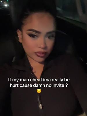 A post by @mrspaidinfull on TikTok caption: Like we both eatas bae wtf💔