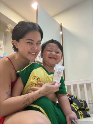 A post by @antonettegail on TikTok caption: Everyday routine kapag papasok si Meteor sa school!❤️ kasama ang @Kamay ni Nanay ❤️ #antonettegail #kamayninanay 