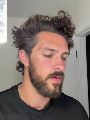 A post by @stevenkellly on TikTok caption: gnight routine ft sunburn 
