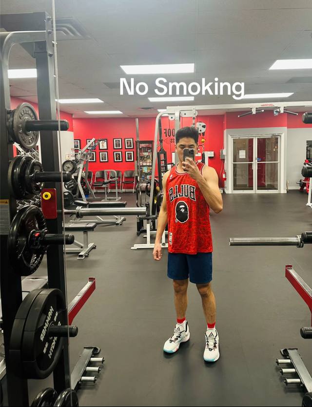 A post by @argellegomez on TikTok caption: 👟🏐 #volleyball #fypシ゚ #safeplace #bestmedicine  #volleyballplayer