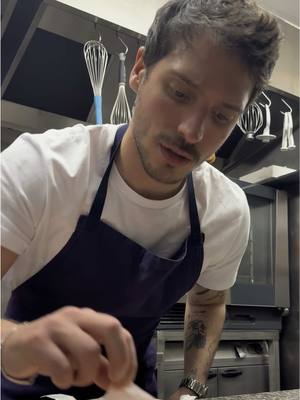 A post by @mathismolinie on TikTok caption: Cooking #chef #cooking 