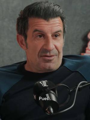 A post by @ikercasillas on TikTok caption: ¿En algún momento has sido culé? ¿A quién hubieses votado para Balón de Oro? ¿Qué opinas del fútbol actual? ¿Y del fútbol portugués? Luís Figo responde a todo el miércoles  #BajolosPalosbyFlexicar #Podcast 