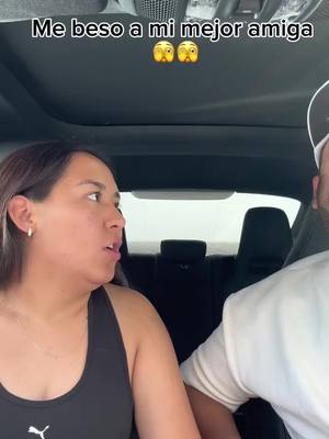 A post by @jorgetoscano93 on TikTok caption: beso a mi mejor amigaaaa  #viralvideos #humor #comedia