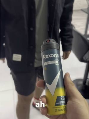 A post by @arturogonzalezl on TikTok caption: Tu mejor aliado para tu día a día en movimiento es @rexonamexico mi antitranspirante, porque Rexona no me abandona #RexonaNoTeAbandona #publicidad