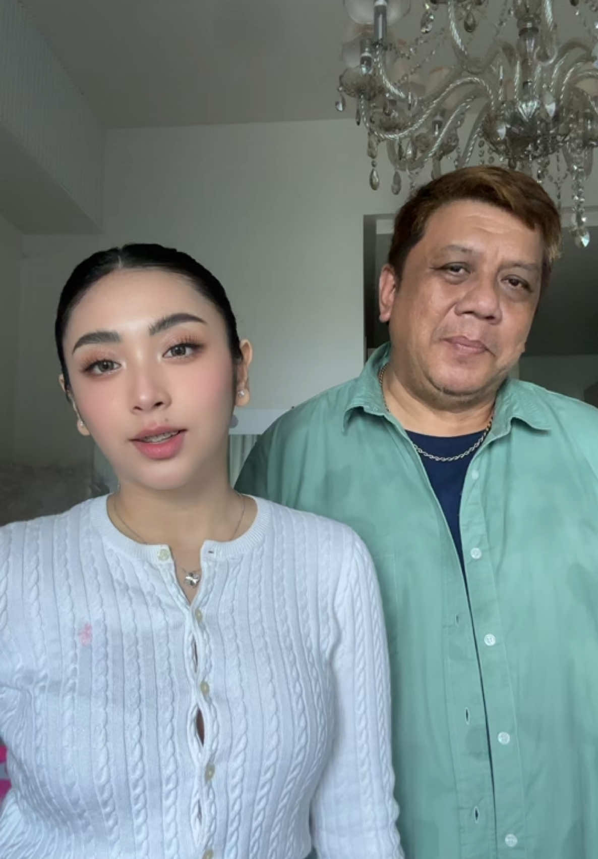 A post by @beaaborres on TikTok caption: the filter made lipat sa kanya HAHAHAH