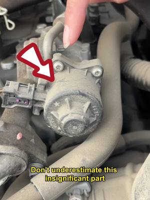 A post by @chequanxiaoqiao on TikTok caption: Cleaning the EGR valve#cardriving #carrepair #carskills #cartok #cars #car #cartips #fyp #carsafety #tips