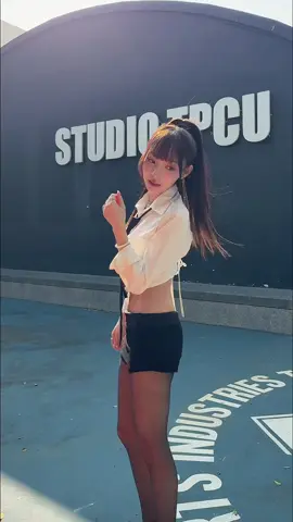 A post by @95_mizuki_tw on TikTok caption: 為什麼好多人喜歡OL